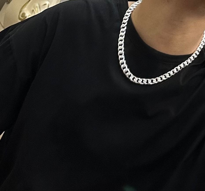 T*f*ny necklaces
